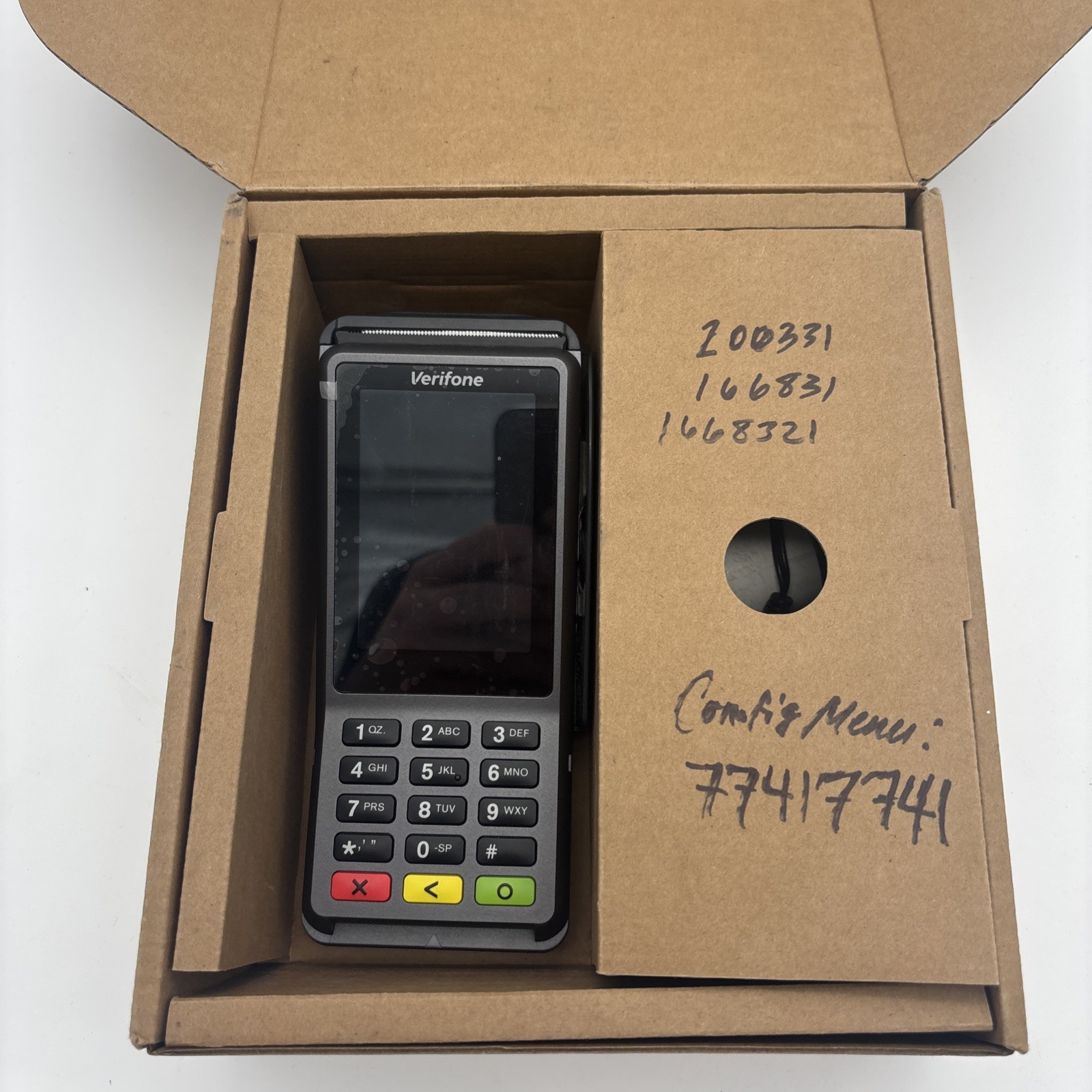 VERIFONE V400C Plus M425-053-04-NAA-5 Credit Card Payment Machine