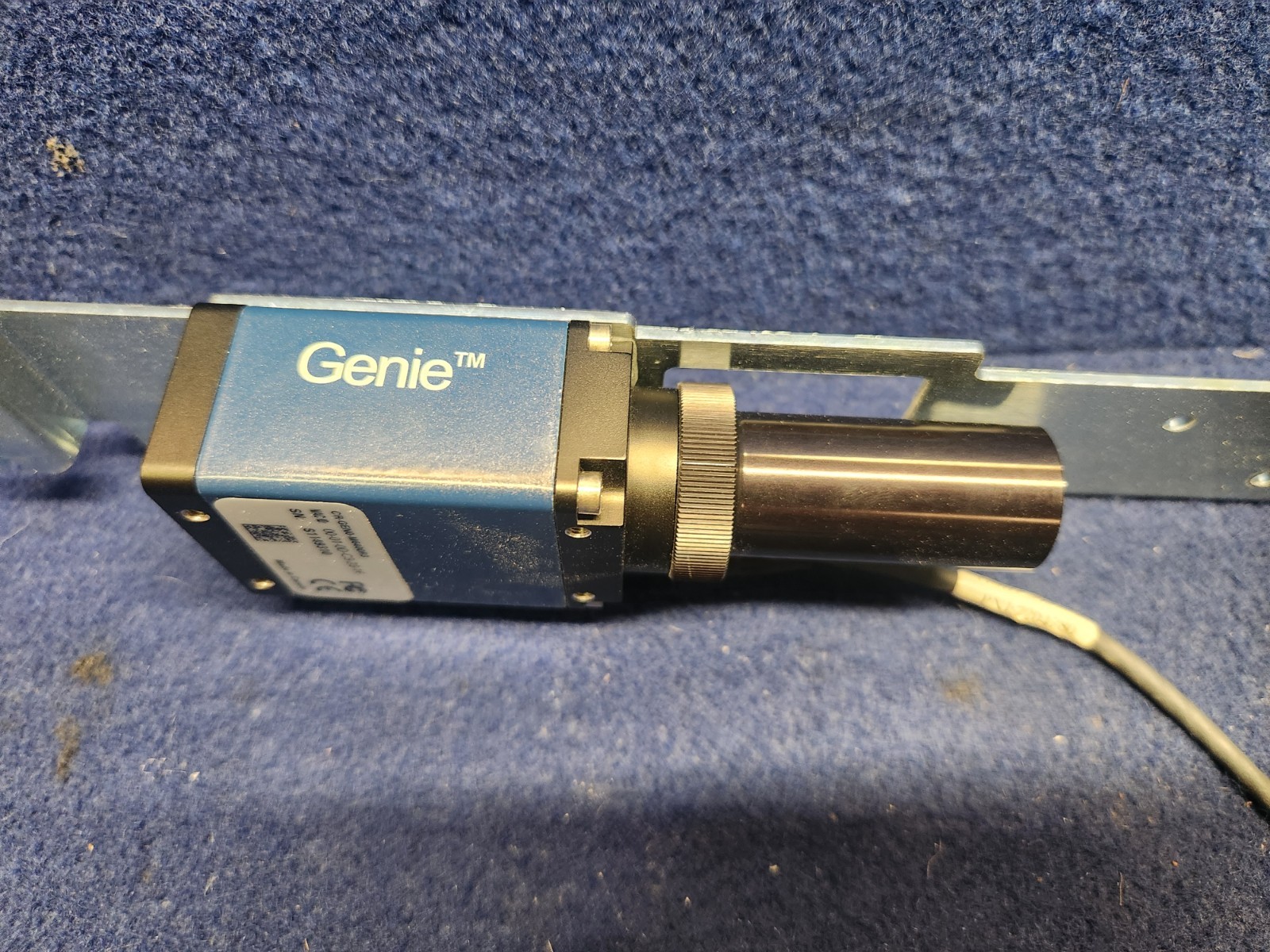 TELEDYNE Dalsa Genie CR-GEN0-M6400R3 Industrial CCD Camera w/ Cables, Microscan