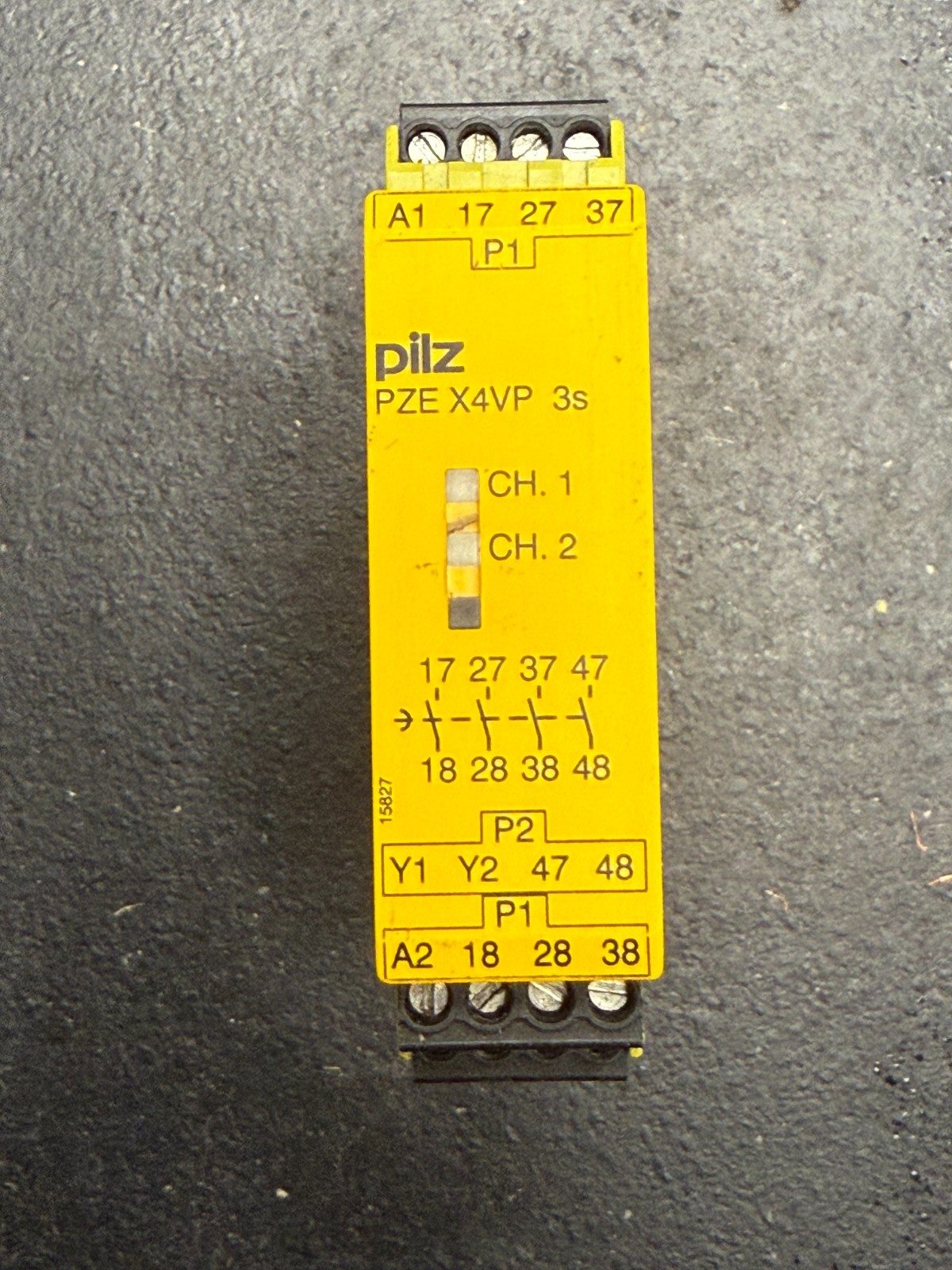PILZ Safety Relay Module PZE X4VP 3S 4NO