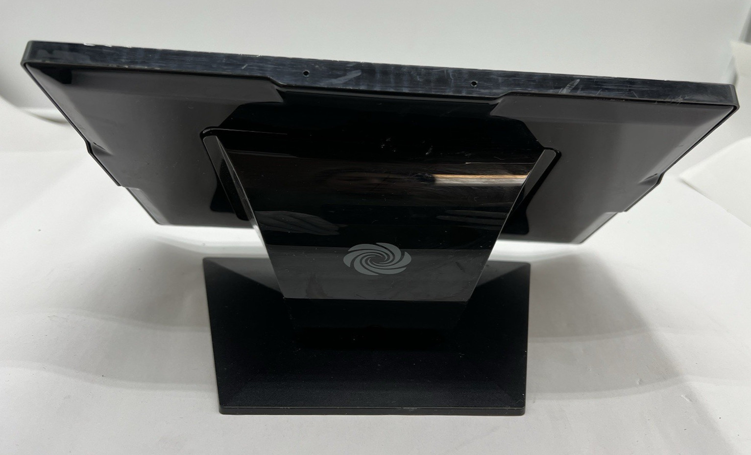 Crestron TSW-1060-B-S 10.1″ Touch Screen – Black