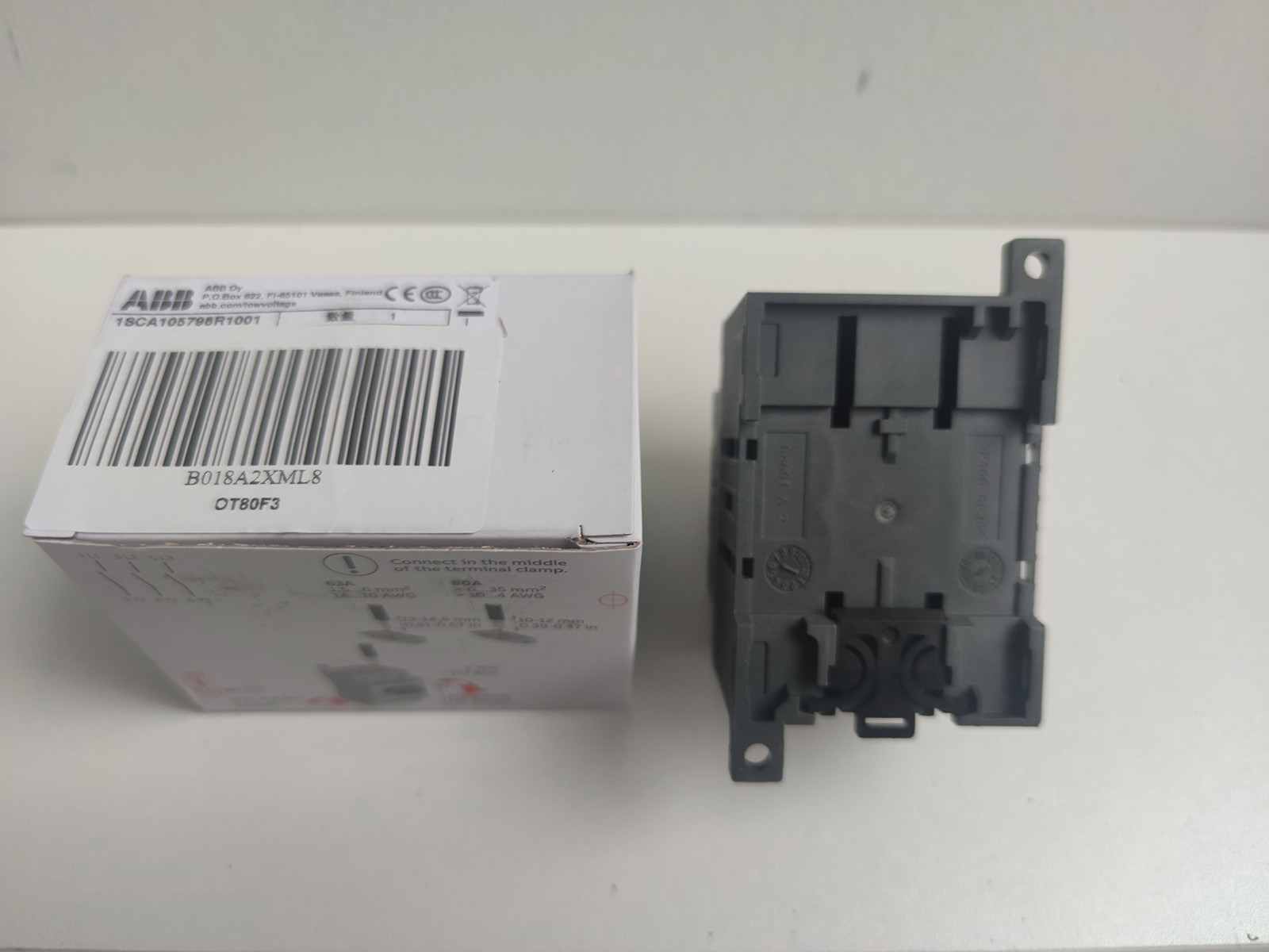 ABB OT80F3 Switch Disconnector 1SCA105798R1001 3-pole, front operated