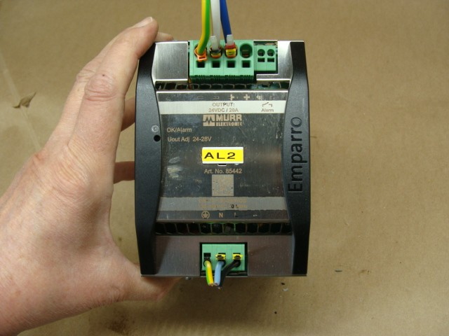 MURR ELEKTRONIK EMPARRO D-71570 85442 SWITCH MODE POWER SUPPLY IN:100-230VDC