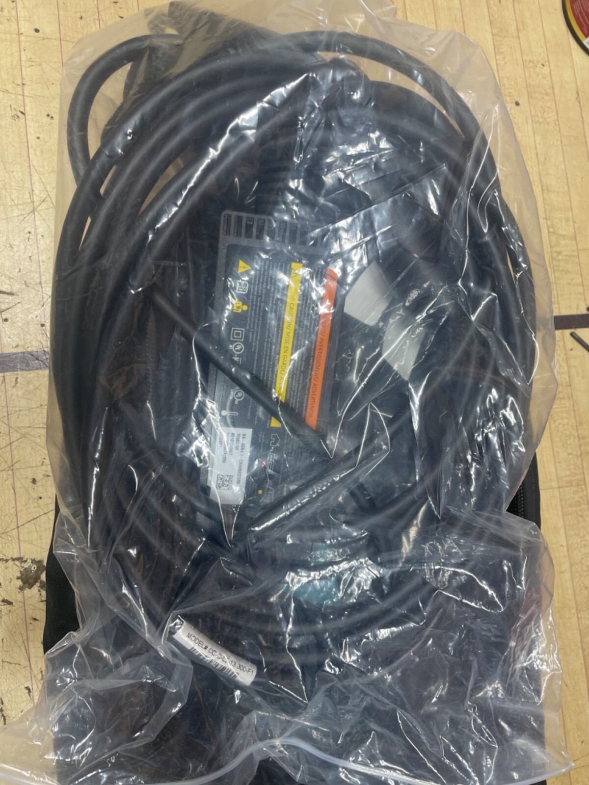 Jeep Aptiv type 6 EV charger – model cc-c-l2-13-300-f1 chargecord