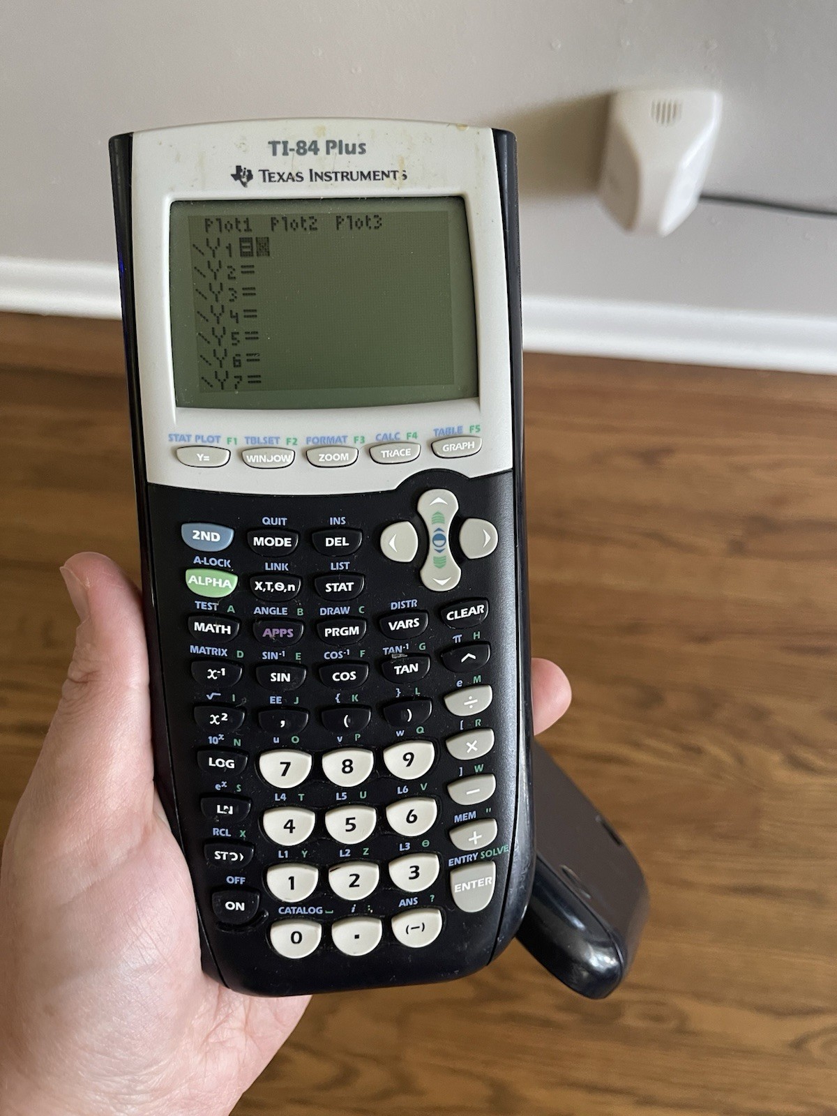 Texas Instruments TI-84 Plus Graphing Calculator Black TESTED