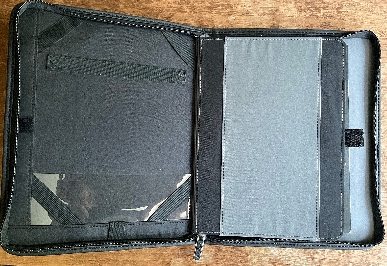 CHESTNUT WESTERN FLORAL EMBOSSED COWHIDE LEATHER NOTEBOOK ON A CASE LOGIC BASE
