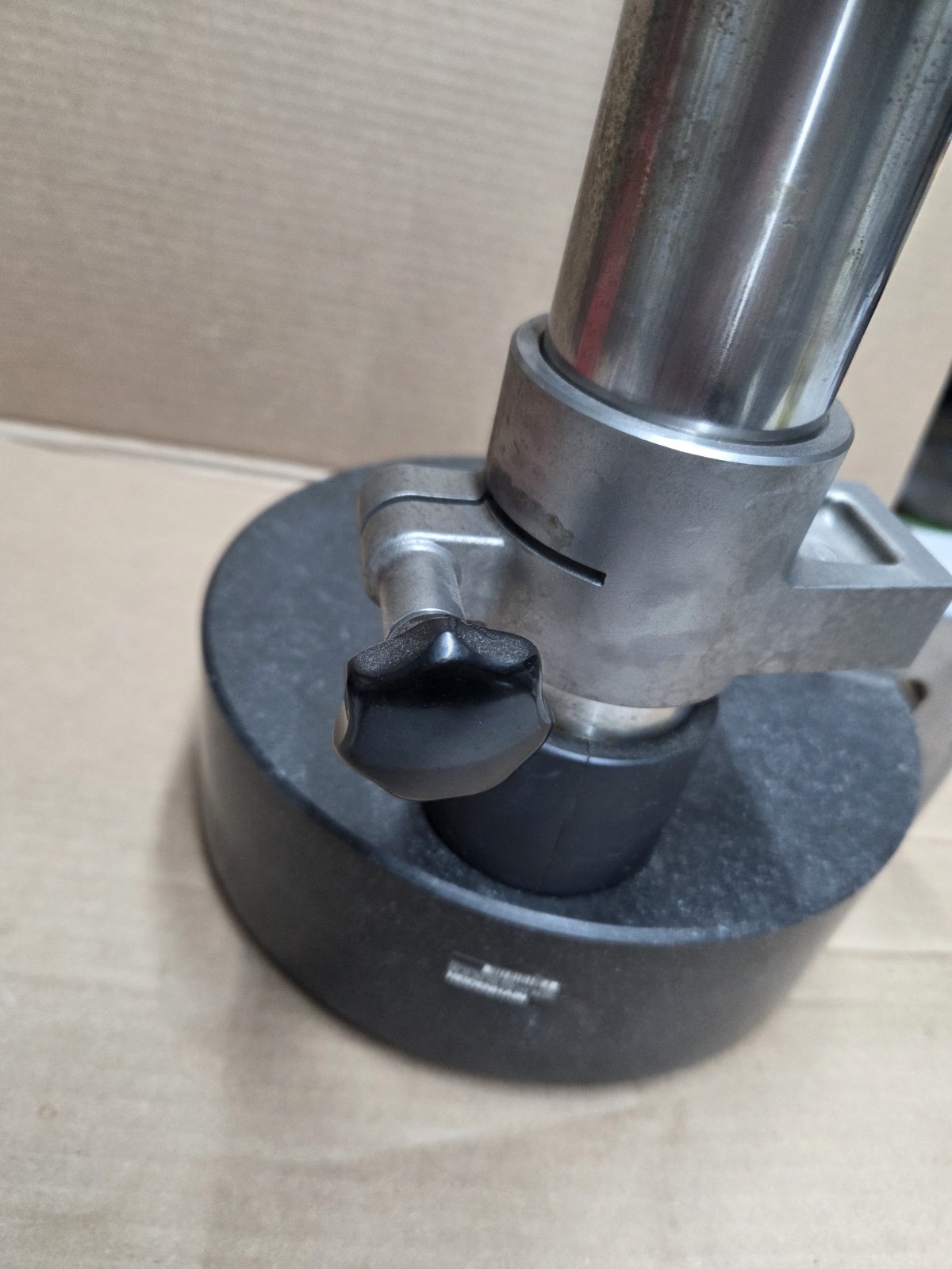 Heidenhain 244 154-01 MS 200 Gauge Stand, ø10in Base, ø3in x 10in Column