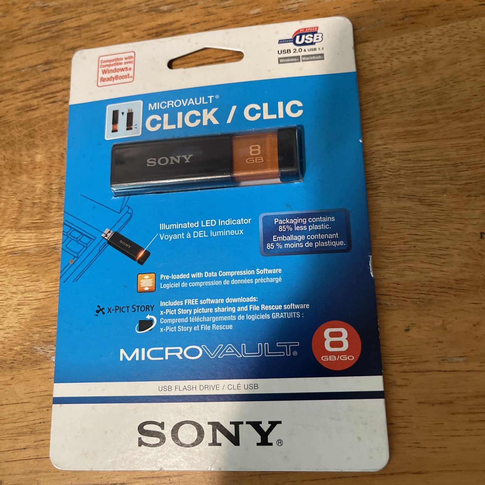 USM8GL – SONY – USB 2.0 FLASH DRIVE – MICROVAULT CLICK – 8GB – sealed