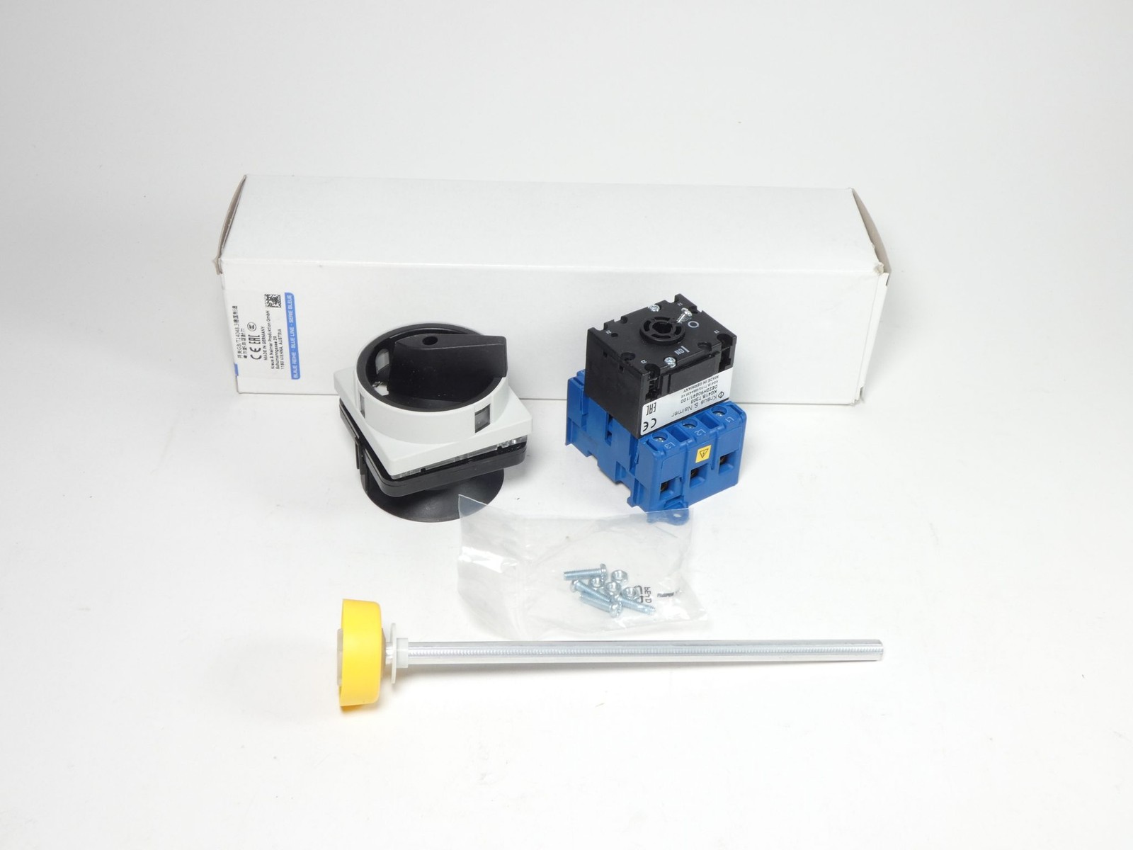 Kraus & Naimer KG41B.T103/GBA435.VE Isolator Switch w/ Handle – NEW Surplus!