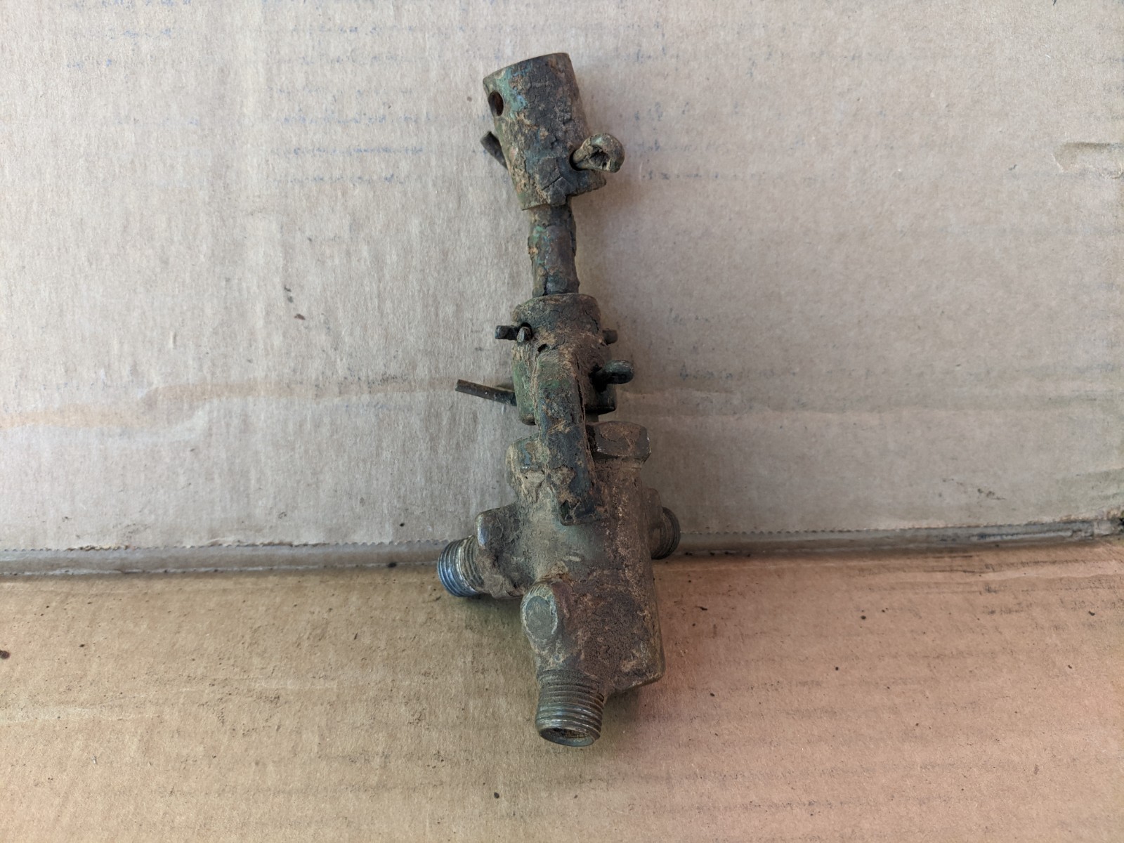 Original John Deere 3 Way Fuel Valve with Linkage A / B / G 2 cylinder tractor