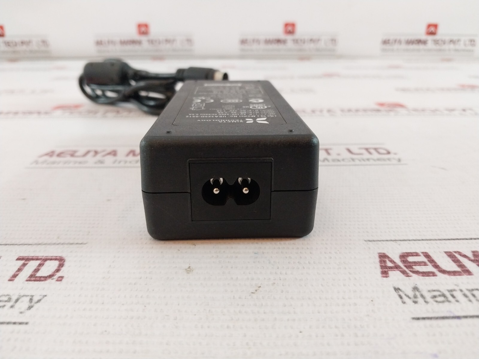 Ximeta Technology UEA325D-0512 Power Supply AC Adapter AC100-240V 50/60HZ 0.8A