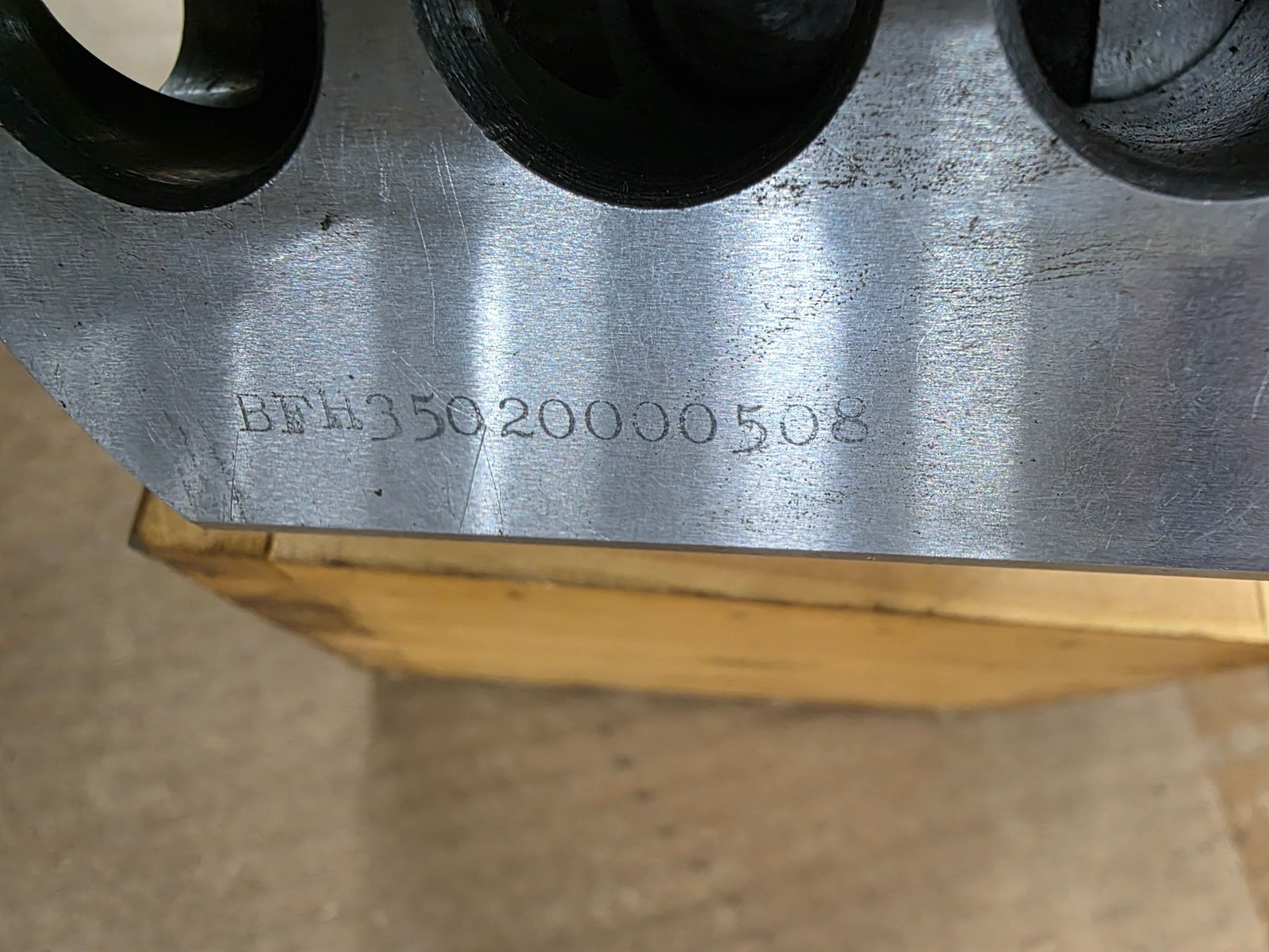 Unknown2 3 Feed Automatic Boring Head R8 Used & Works No Boring Bars Included