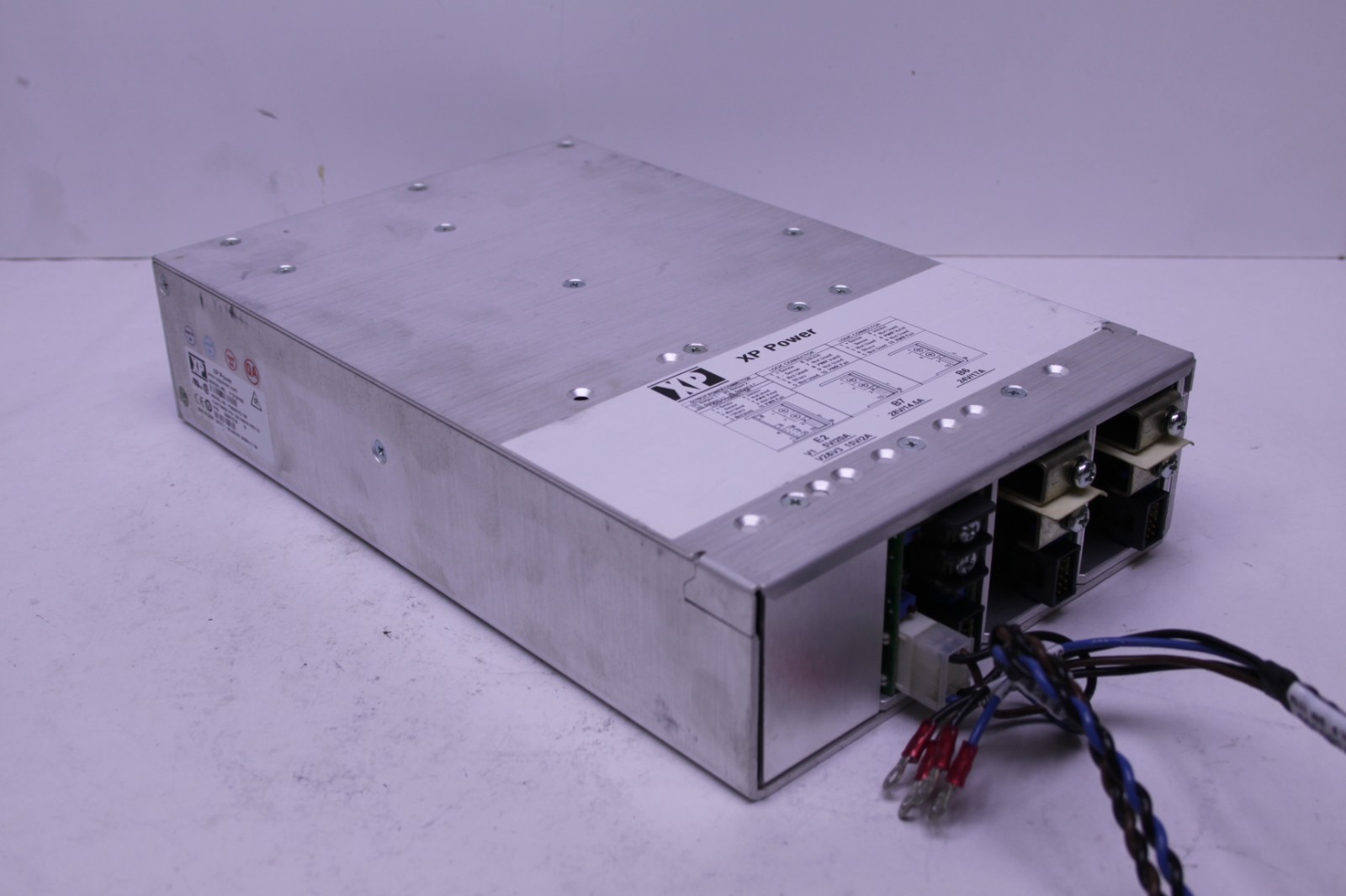 XP Power MP Series F8B6B7E2 3M 800W Modular Power Supply 5V , 15V, 15V, 24V, 28V