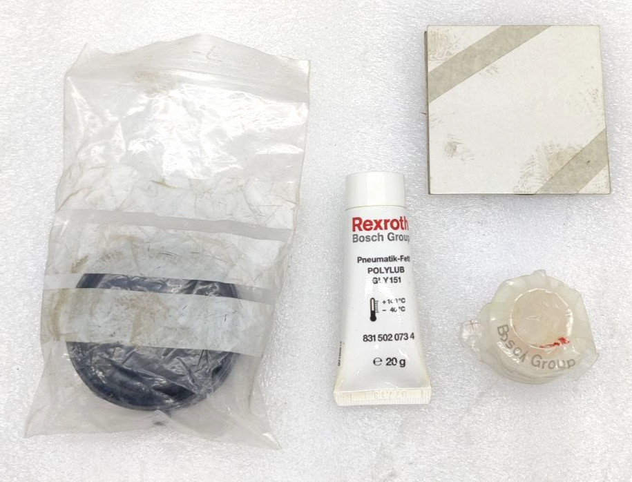 Rexroth 5210460002 Seal Kit 521-063 New Fast Shipping