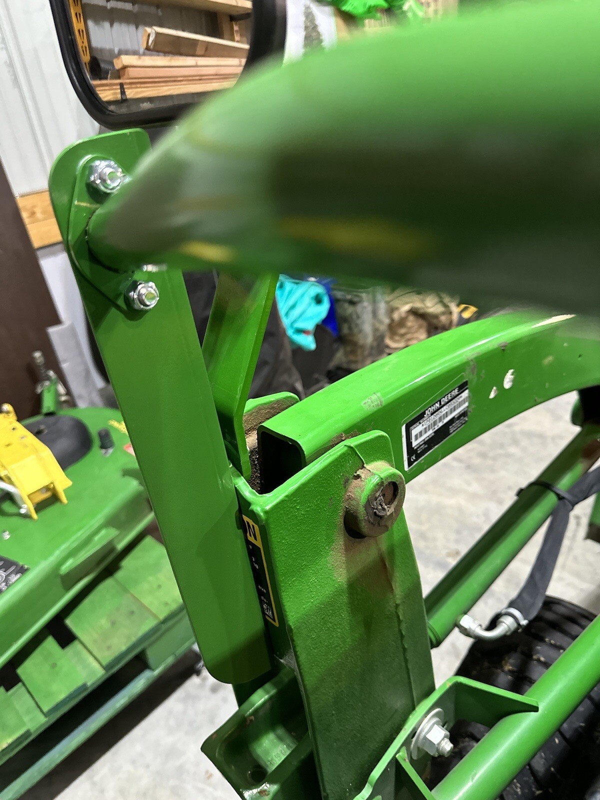 The 120r Grab Bar 1023e 1025r NSL or MSL Loader 2017-2024
