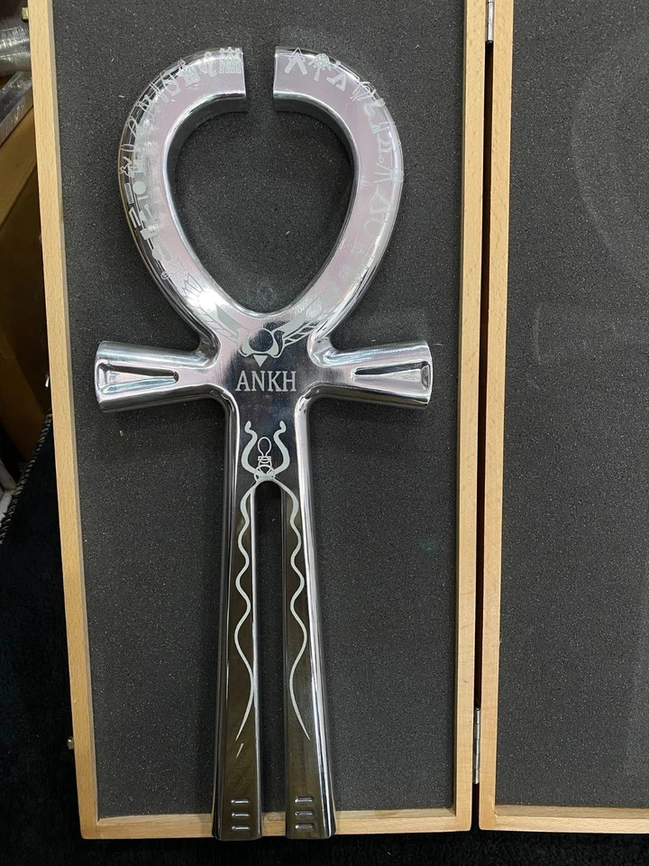 Item description from the seller Please Message Us about required Size And Shade