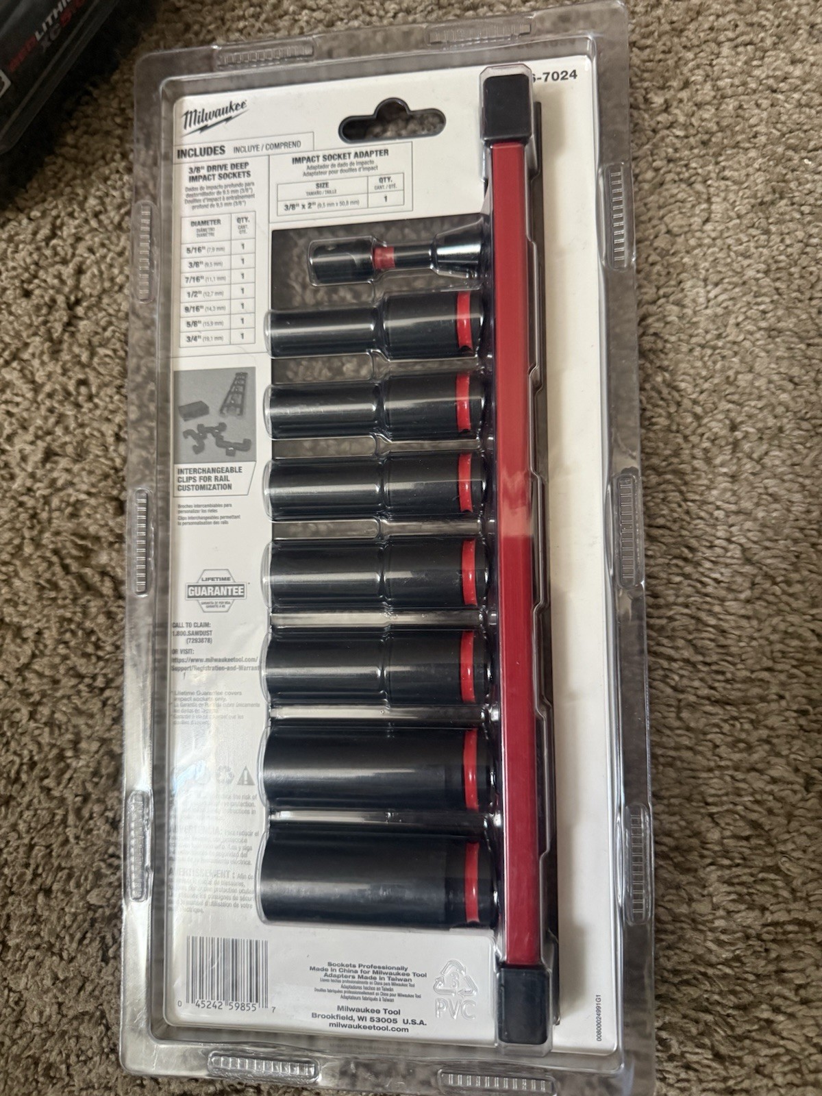 NEW Milwaukee Metric 8 piece 3/8 Drive Impact Socket Set 6 pt 49-66-7021
