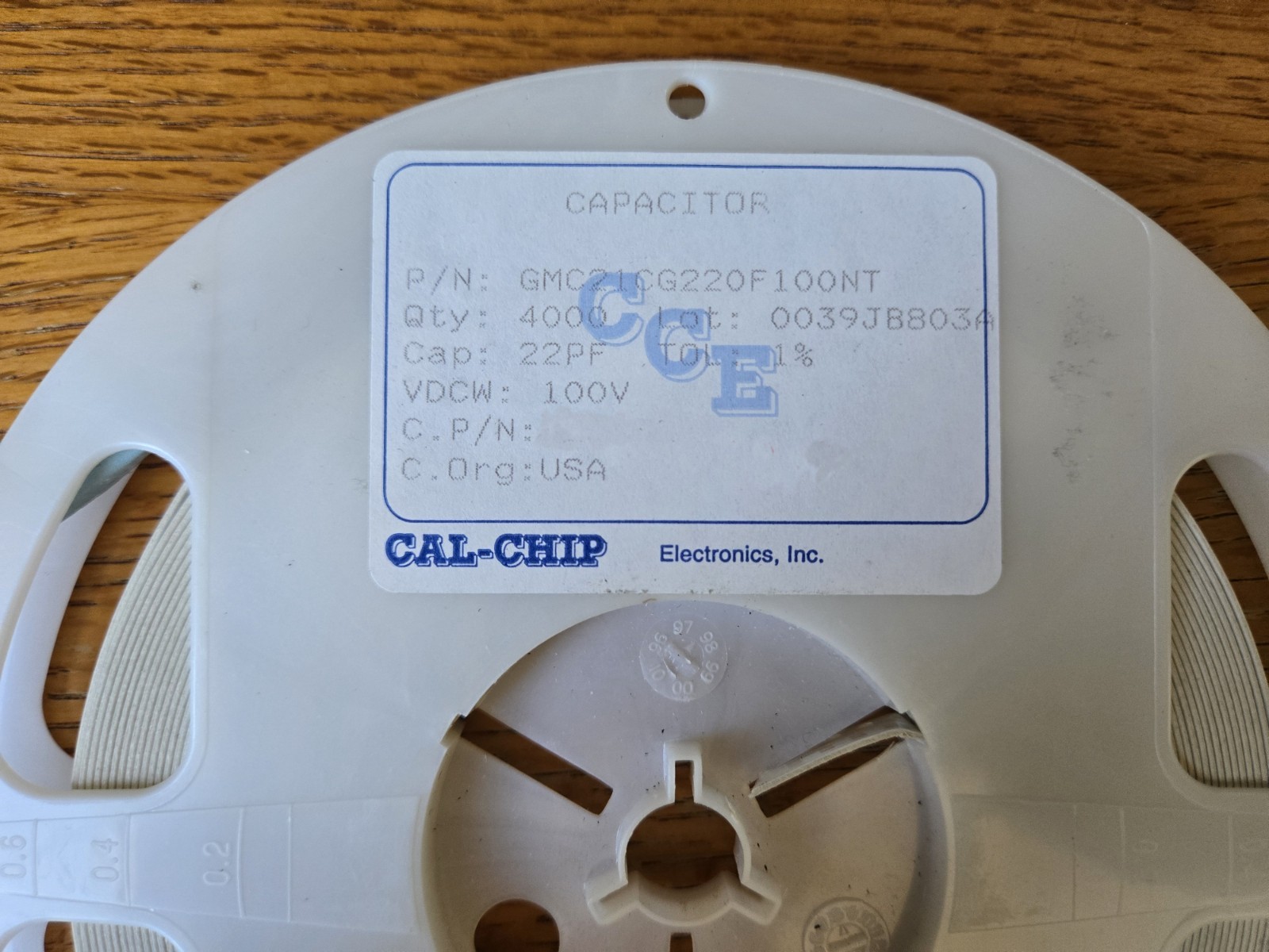 25pcs 22pF 100V +/- 1% C0G 0805 CalChip GMC21CG220F100NT SMD Ceramic Capacitor