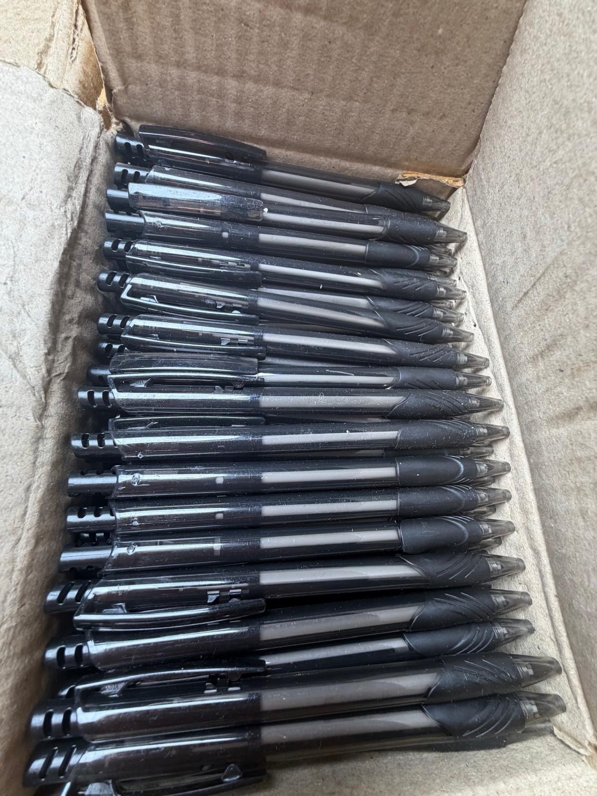 Assorted Ballpoint Pens Bulk Lot Various Colors Office Supply.