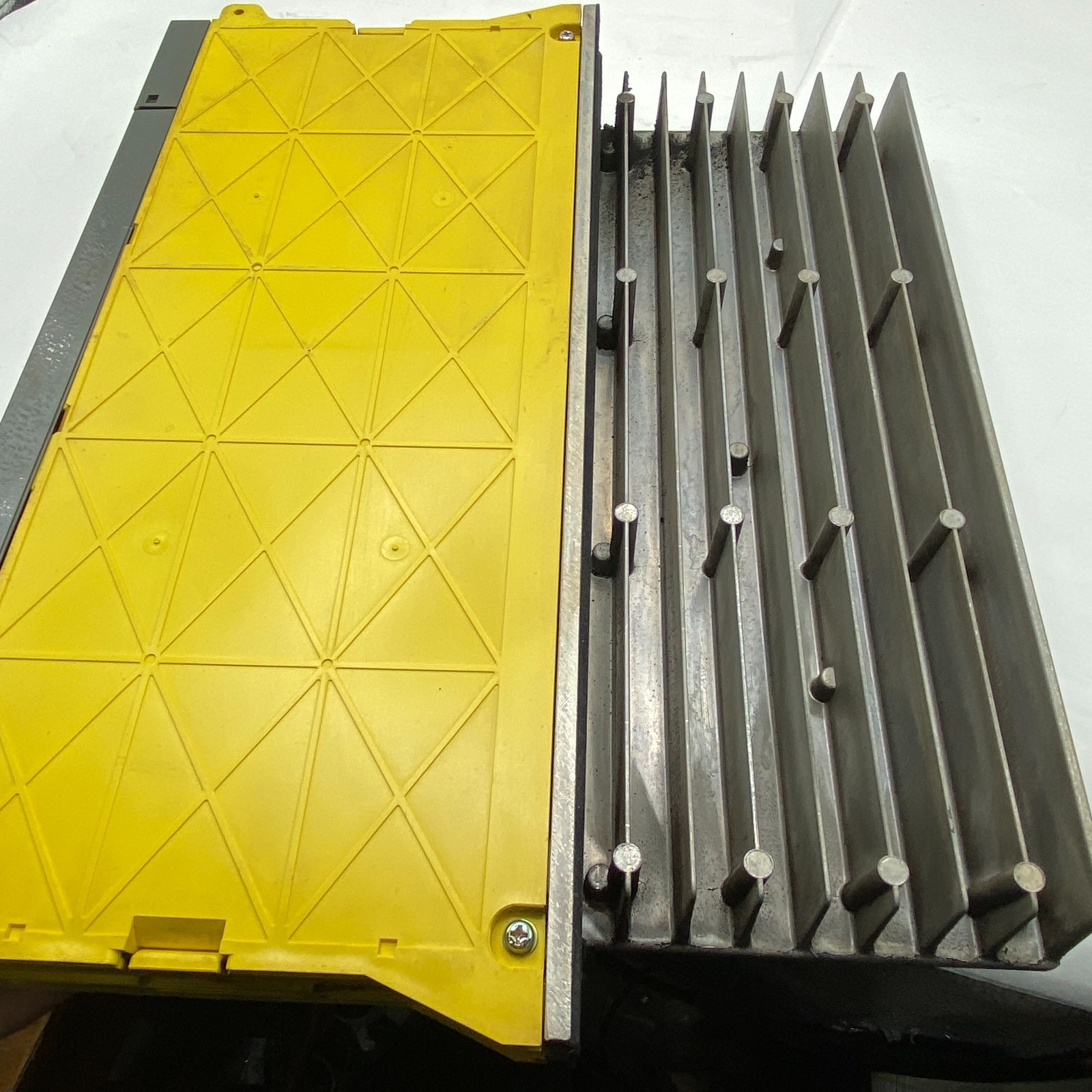 FANUC A06B-6079-H106 SERVO AMPLIFIER MODULE A06B6079H106 283-325V 1.25KW