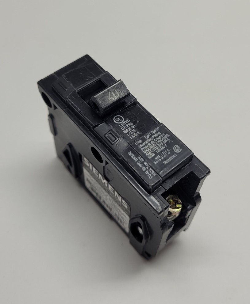 Siemens Q140 Miniature Circuit Breaker, 40 A, 120V Ac, 1 Pole, Plug In Mounting