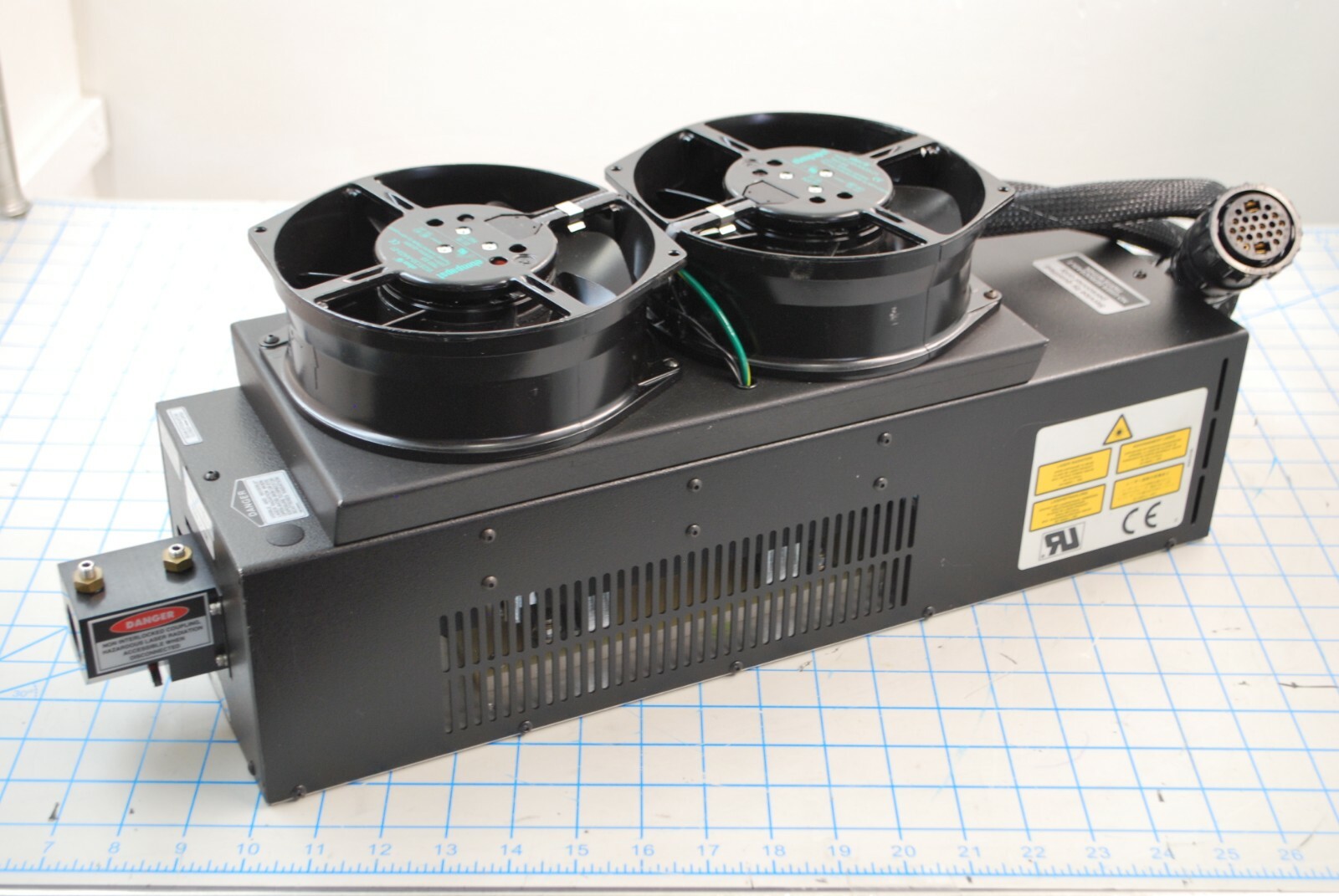 177-G12SF-053 / 177-G12 AIR-COOLED ION LASER HEAD 488NM / SPECTRA-PHYSICS