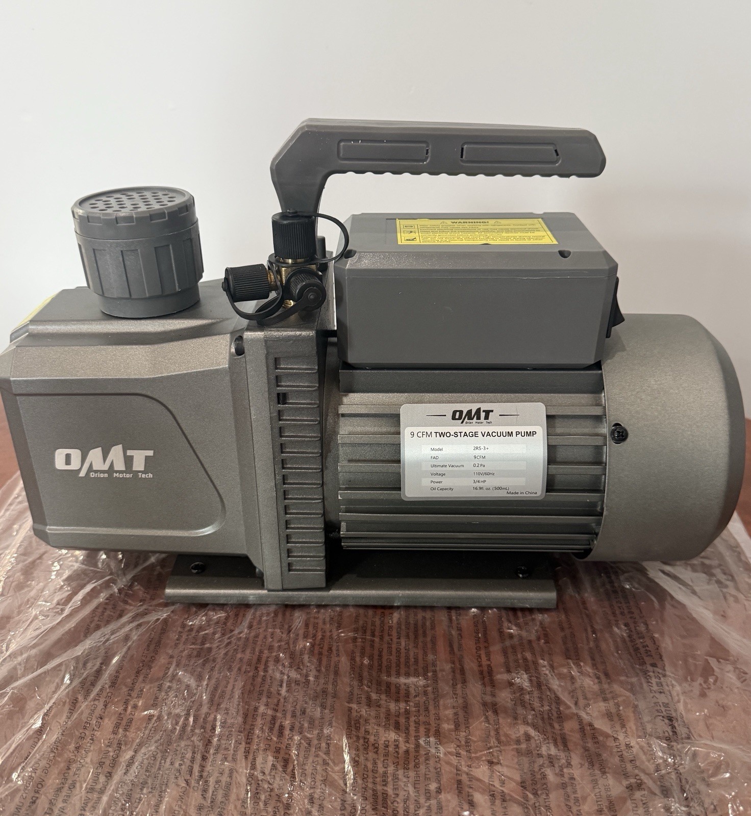 OMT 9 CFM Two-Stage Vacuum Pump 3/4 HP 110V (Model: 2RS-3+)