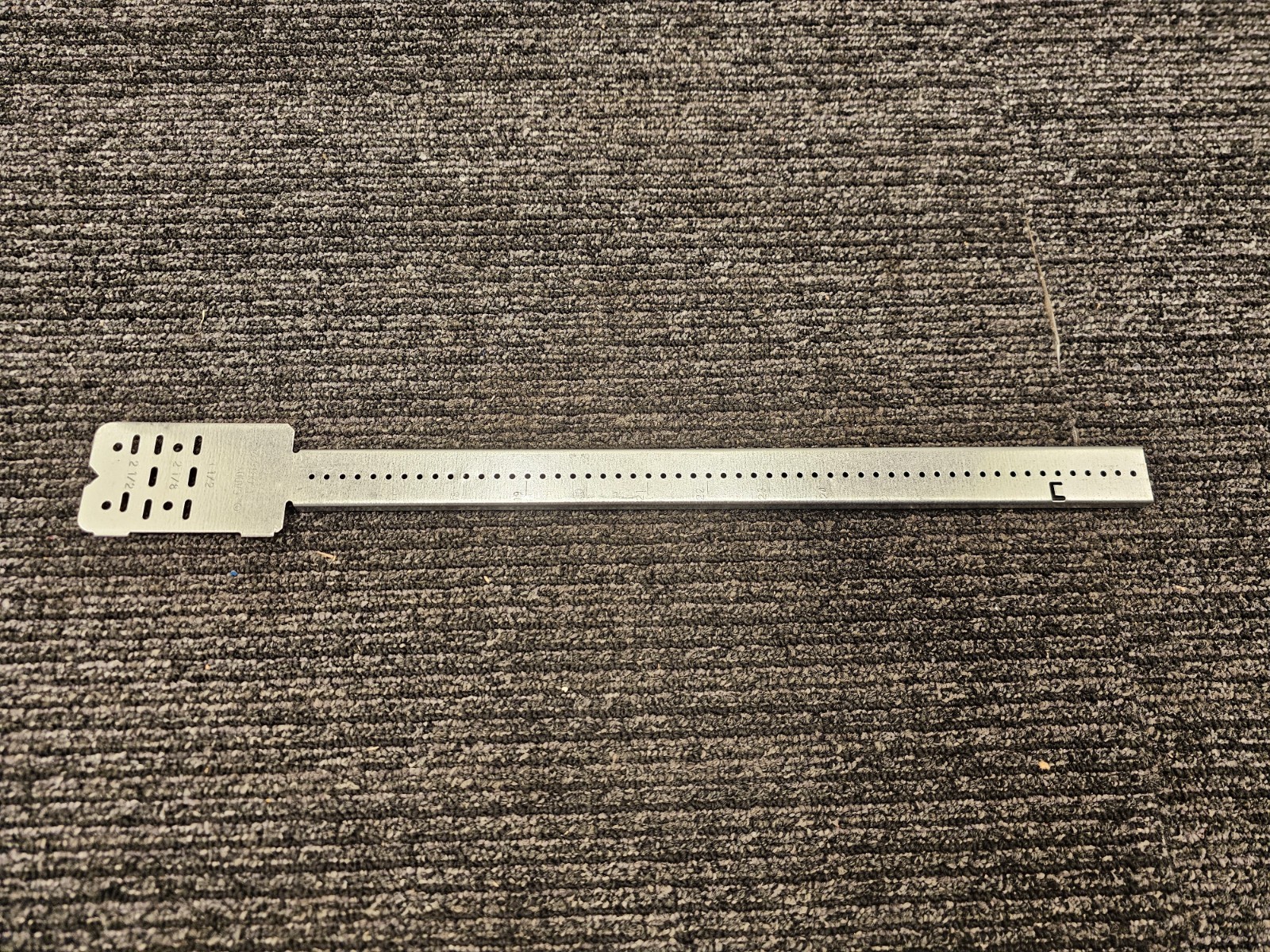 (QTY 11) Caddy TSGB1624 Telescoping Screw Gun Bracket 16″ to 24″