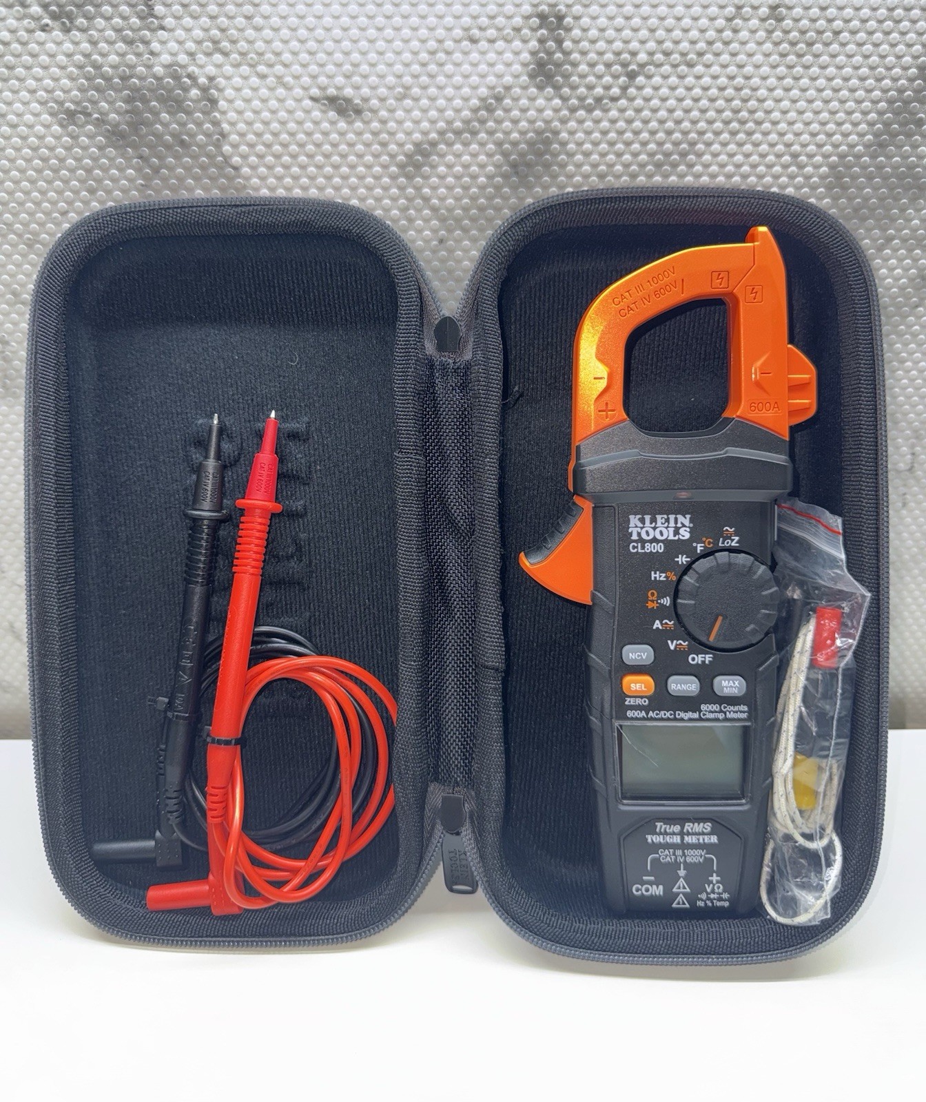 Klein Tools CL800 True RMS AC/DC Digital Clamp Meter w/ Leads Case Tested Works