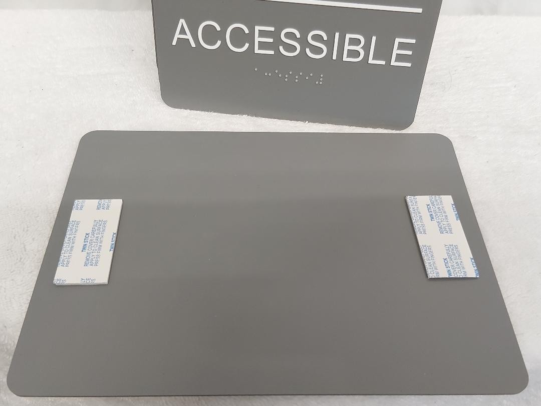 22 QTY BRAND NEW HANDICAPPED ACCESSIBLE SIGNS W/ BRAIL 6.5X9 BATHROOM RESTROOM