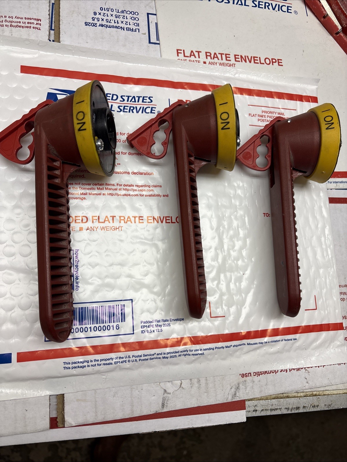3 Pack Rotary Disconnect On/Off Handles Electrical Red/Yellow + LOTO Slot Hasp