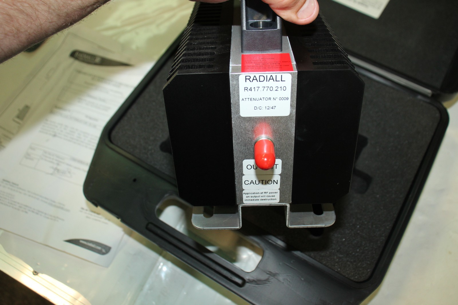 Radiall Attenuator R417.770.210 70DB 100W – 5000W Philips