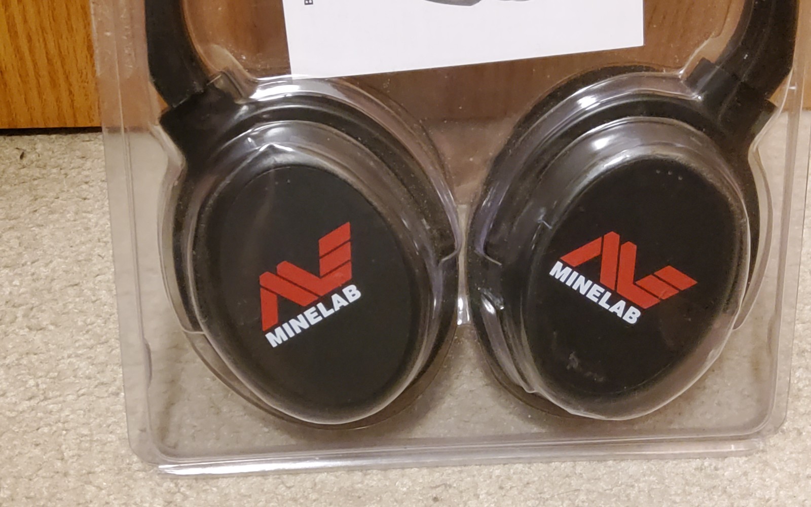 Minelab ML 80 Equinox Bluetooth Wireless Low Latency Headphones, Case, 1/8″ Plug