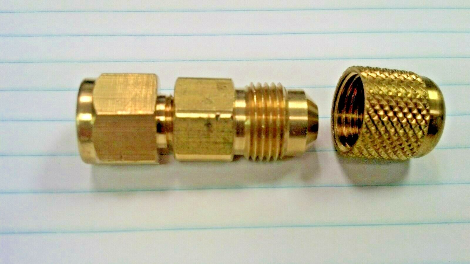 Vacuum Pump Adapter 1/2″ FM ACME x 3/8″ M Flare w/ Cap