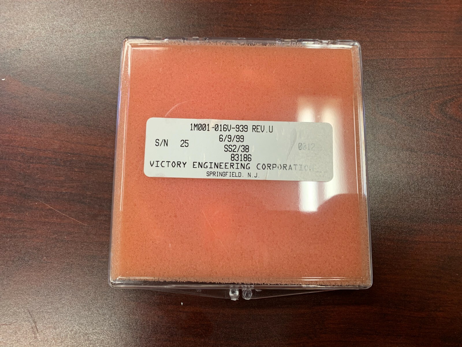 Victory Engineering Corporation 1M001-016V-939