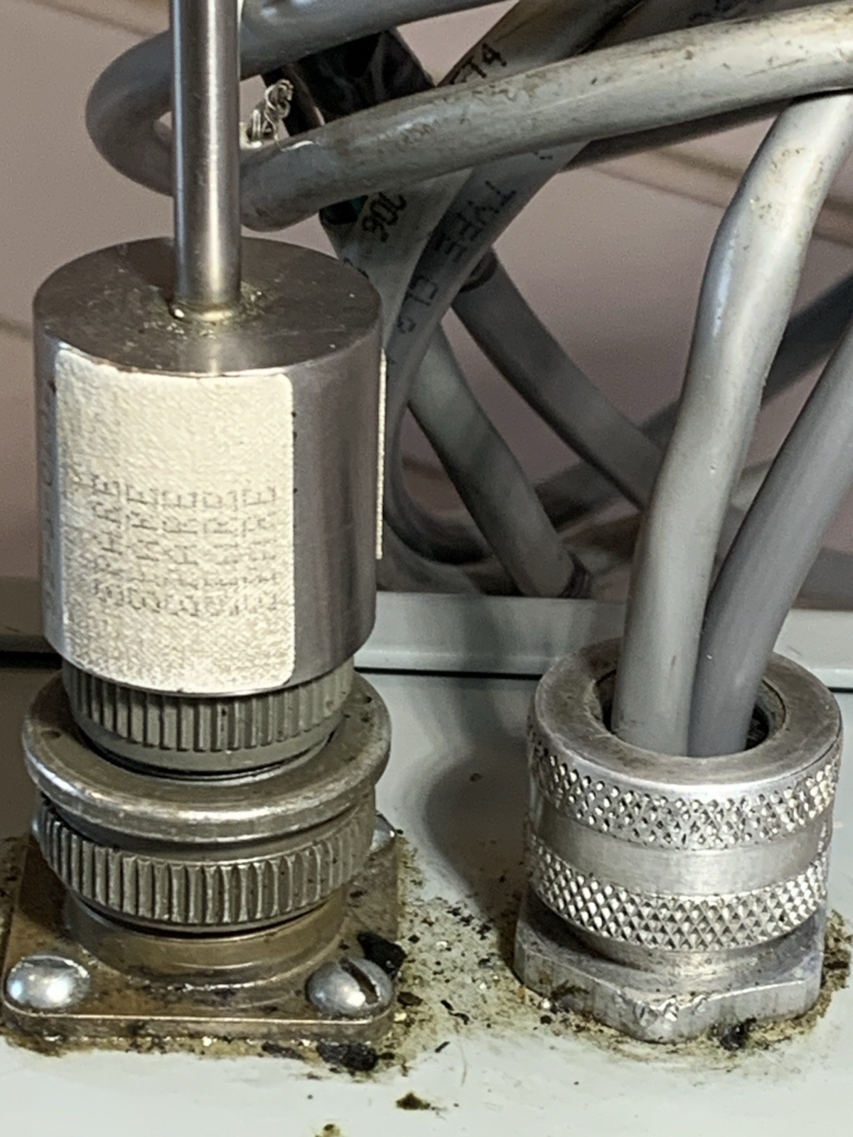 Hoffman Enclosure A-808CH, A-GLK2, 24226-001, Amphenol I4S-2SF, RdF 92-5-0102 *