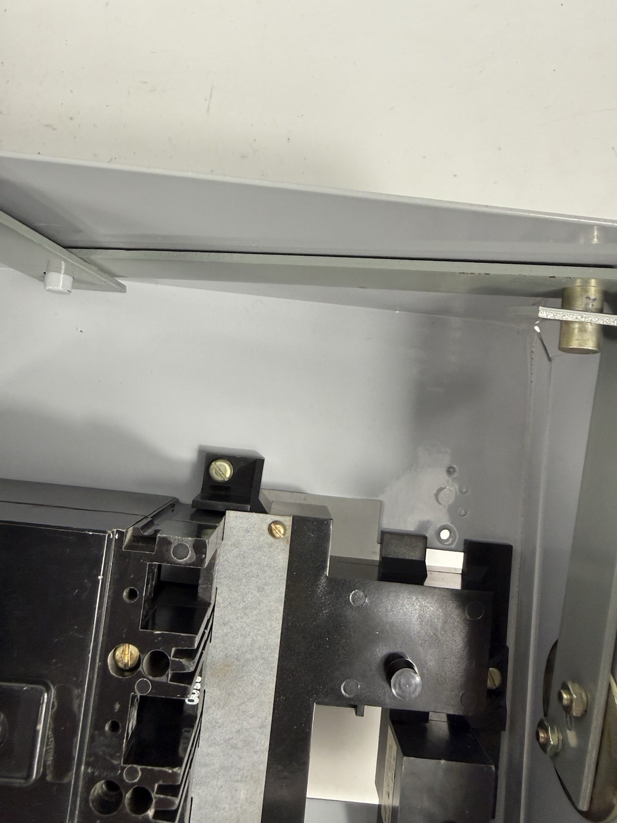 WESTINGHOUSE ITAP 2528D30G01 100A CIRCUIT BREAKER BUSWAY IBP-FB 100 AMP 600V 4W.