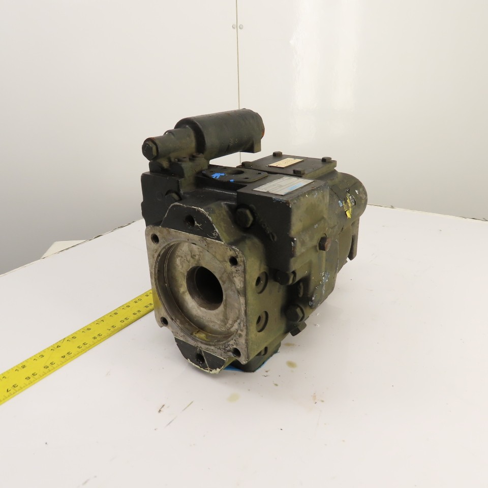 Vickers PVE35QIRC1322CM72 864430 Hydraulic Piston Pump