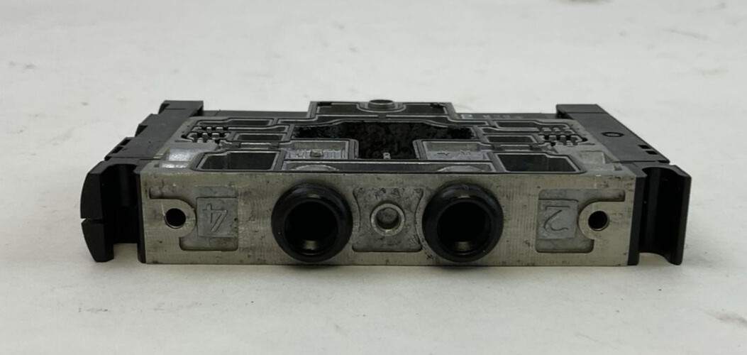 FESTO 161 361 BN02 VALVE MSZC-3-21 DC (384 164) L1 0.65W 21VDC IP00/65
