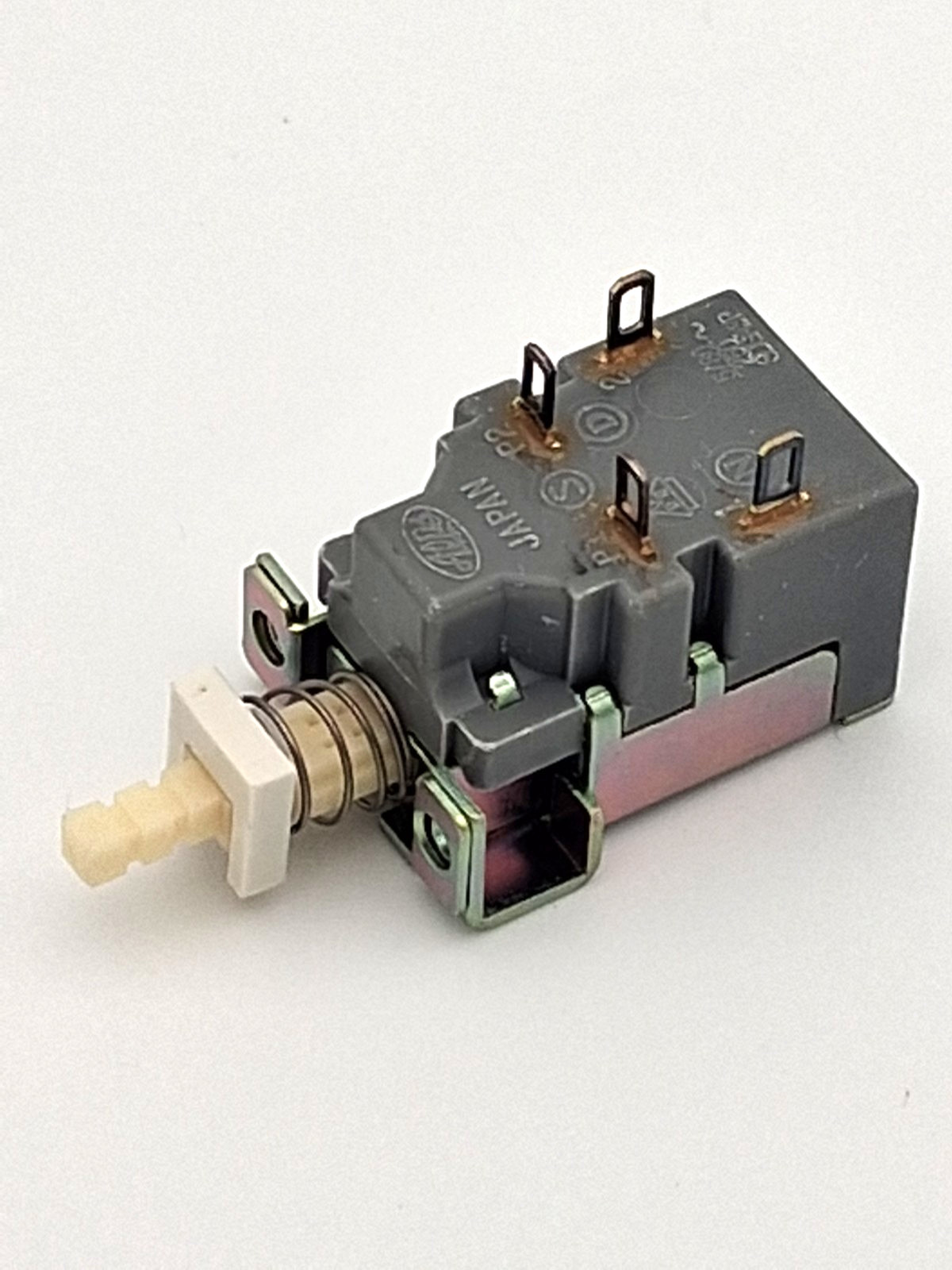SDGA3P TV-5 Alps Japan 5A 250V Power Push Switch ( Roland 808 etc.. ) NOS