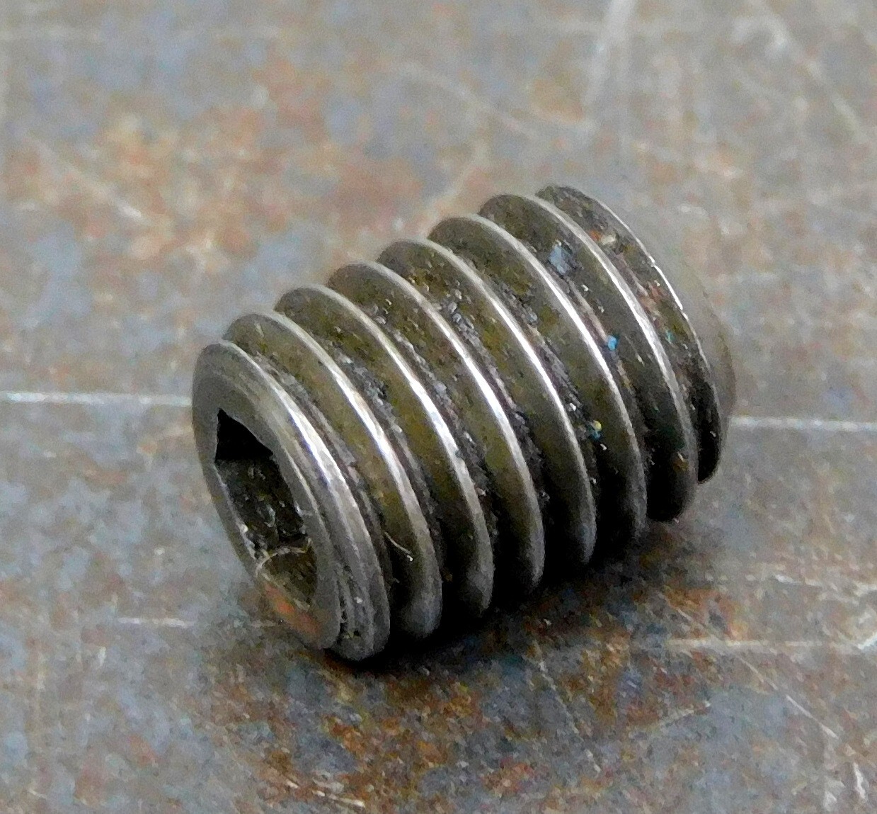 Fastenal – 28-481-0900 M8x10mm Hex Drive Cup Socket Set Screw Large Lot (3.2lbs)