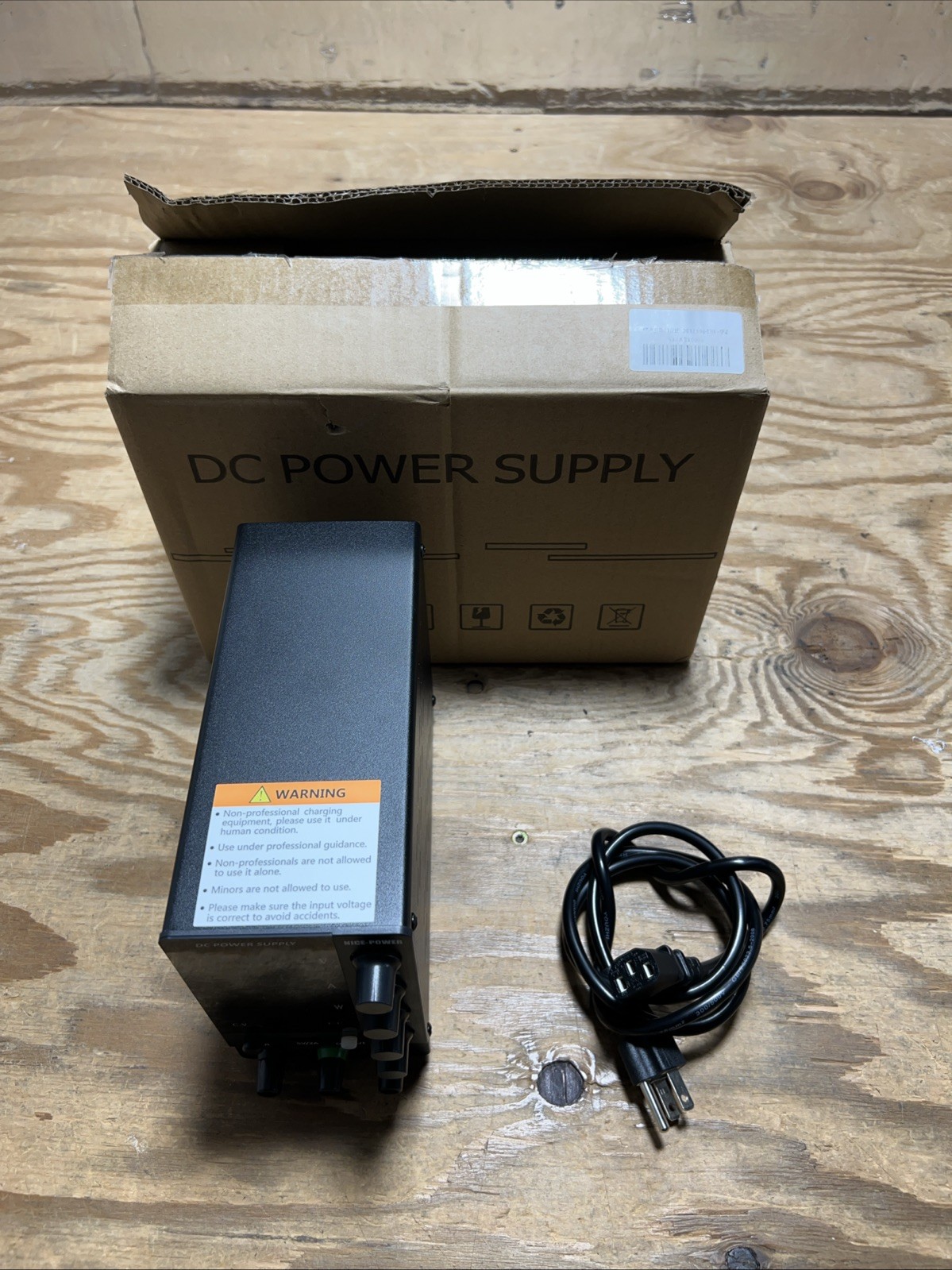 NICE-POWER DC Power Supply SPS-C3010 Variable 30V 10A FREE SHIPPING.