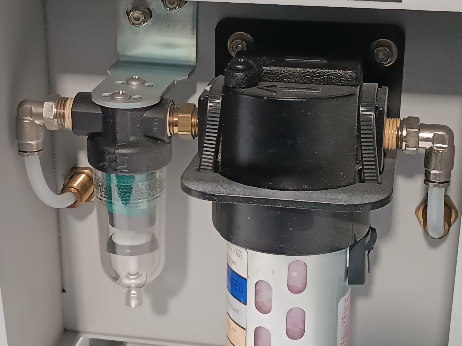 Verimetrix Veriscan Pro V2 leak tester bench unit, powers on, as shown pics