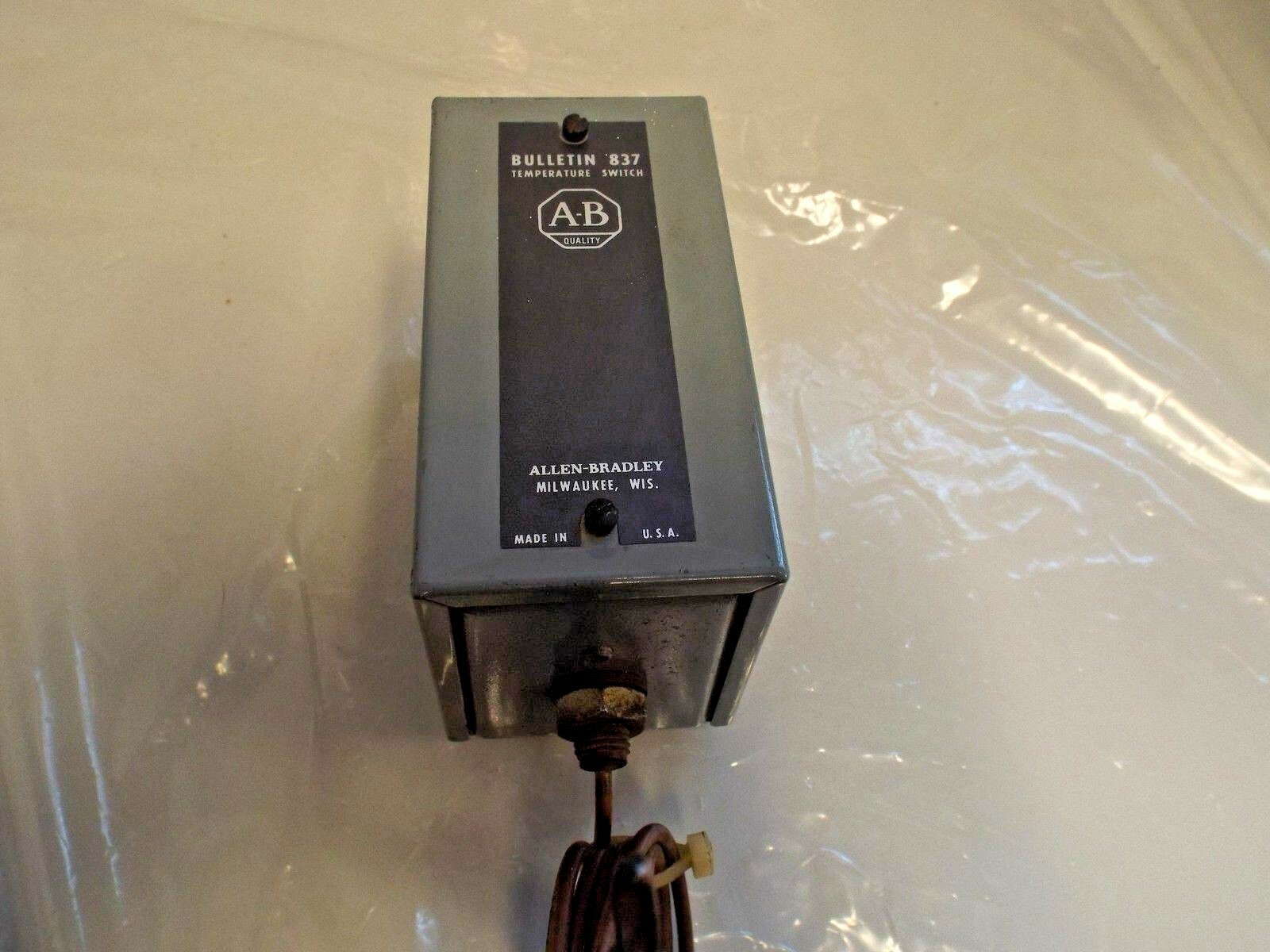 Allen-Bradley 837-A9X15A Max 600 V AC 5 A Temperature Control Switch