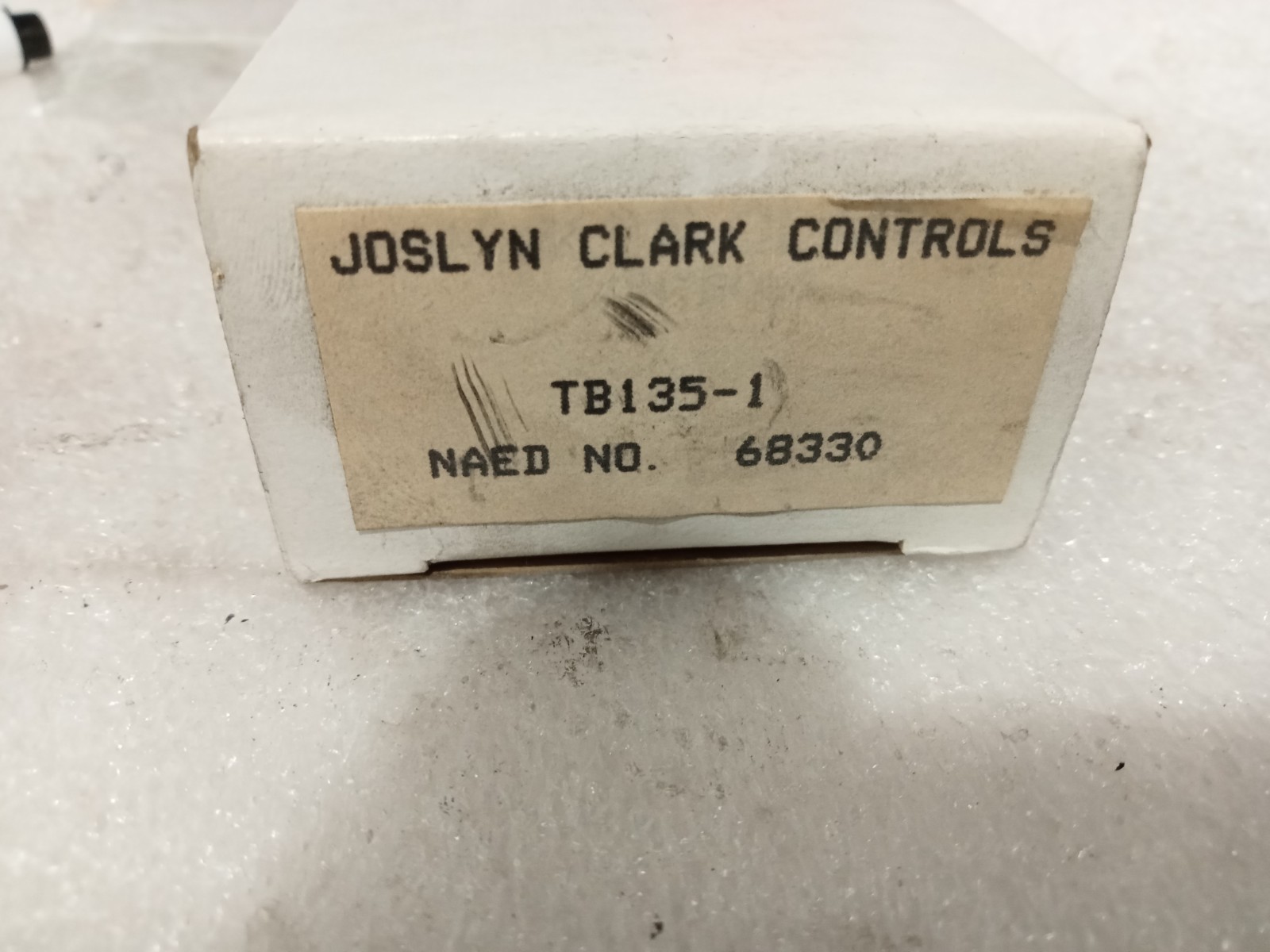 JOSLYN CLARK CONTROLS TB135-1 68330 110-120V 60HZ 110V 60HZ