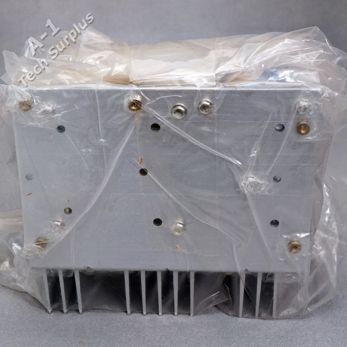 Sola 83-24-260-03 Linear DC Power Supply Input: 120/240 VAC 50/60 Hz Out: 24 VDC