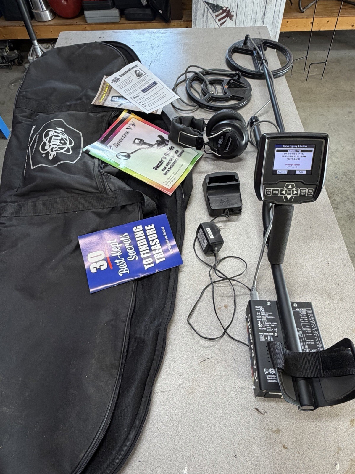 White’s Spectra V3i Ground Search Metal Detector w/ Coils, Discrimination