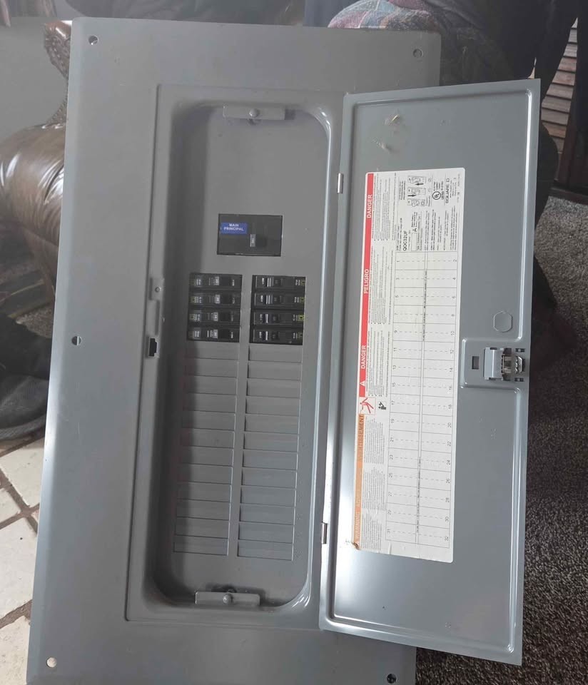 Square D QO 100 Amp 32-Space 32-Circuit Indoor Main Breaker with extra breakers