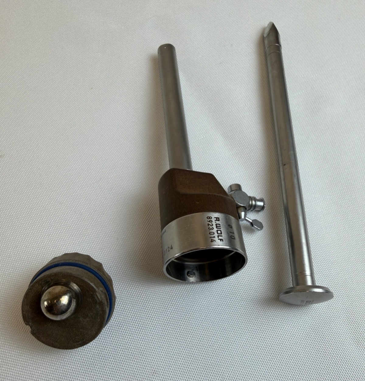 R. Wolf Surgical 8923.014 10mm Metal Cannula w/ 8923.123 Pyramidal Tip Trocar