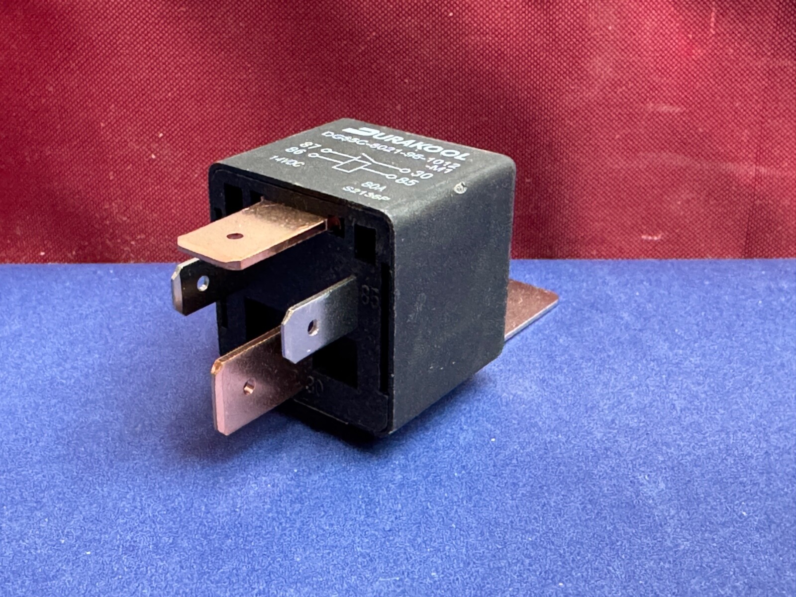DURAKOOL – DG85C-8021-96-1012-M1 – AUTOMOTIVE RELAY, SPST-NO, 12/14VDC, 80A