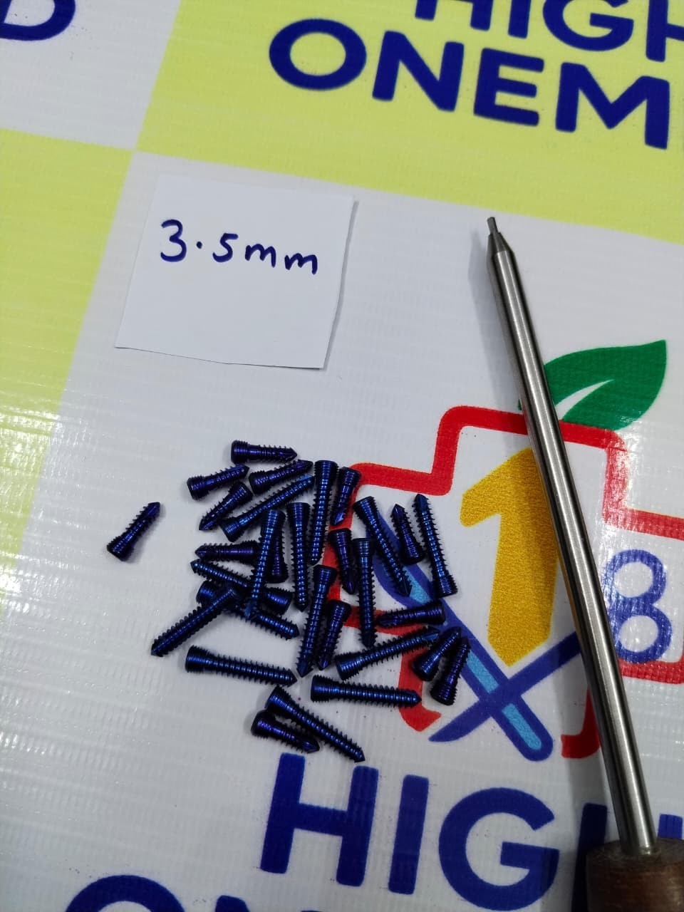 3.5MM Locking Screw Self Tapping 12mm To 60mm 221 Pieces Titanium Grade 5